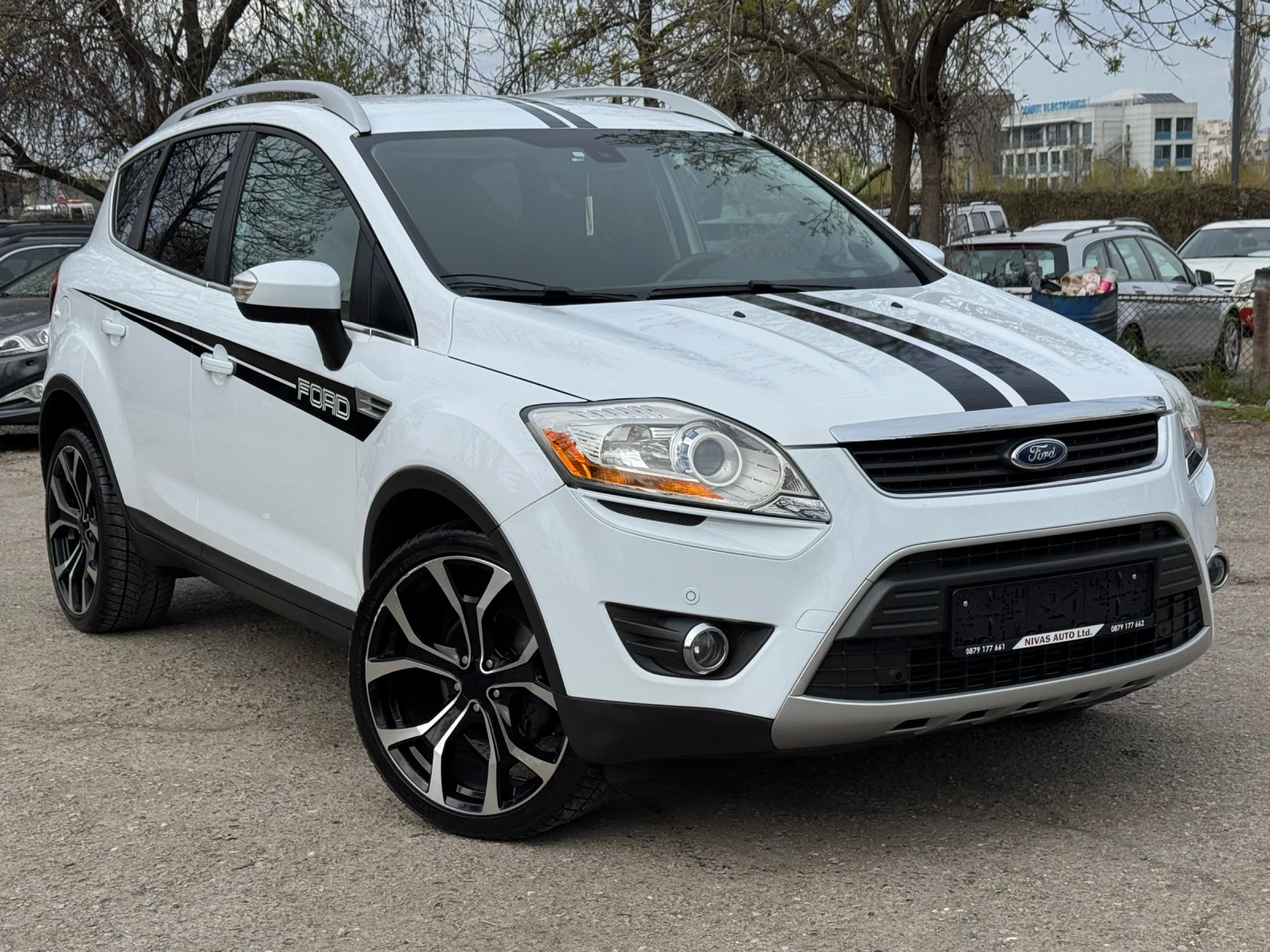 Ford Kuga 2.5Ti-200кс! Нова!, снимка 2 - Автомобили и джипове - 54220675