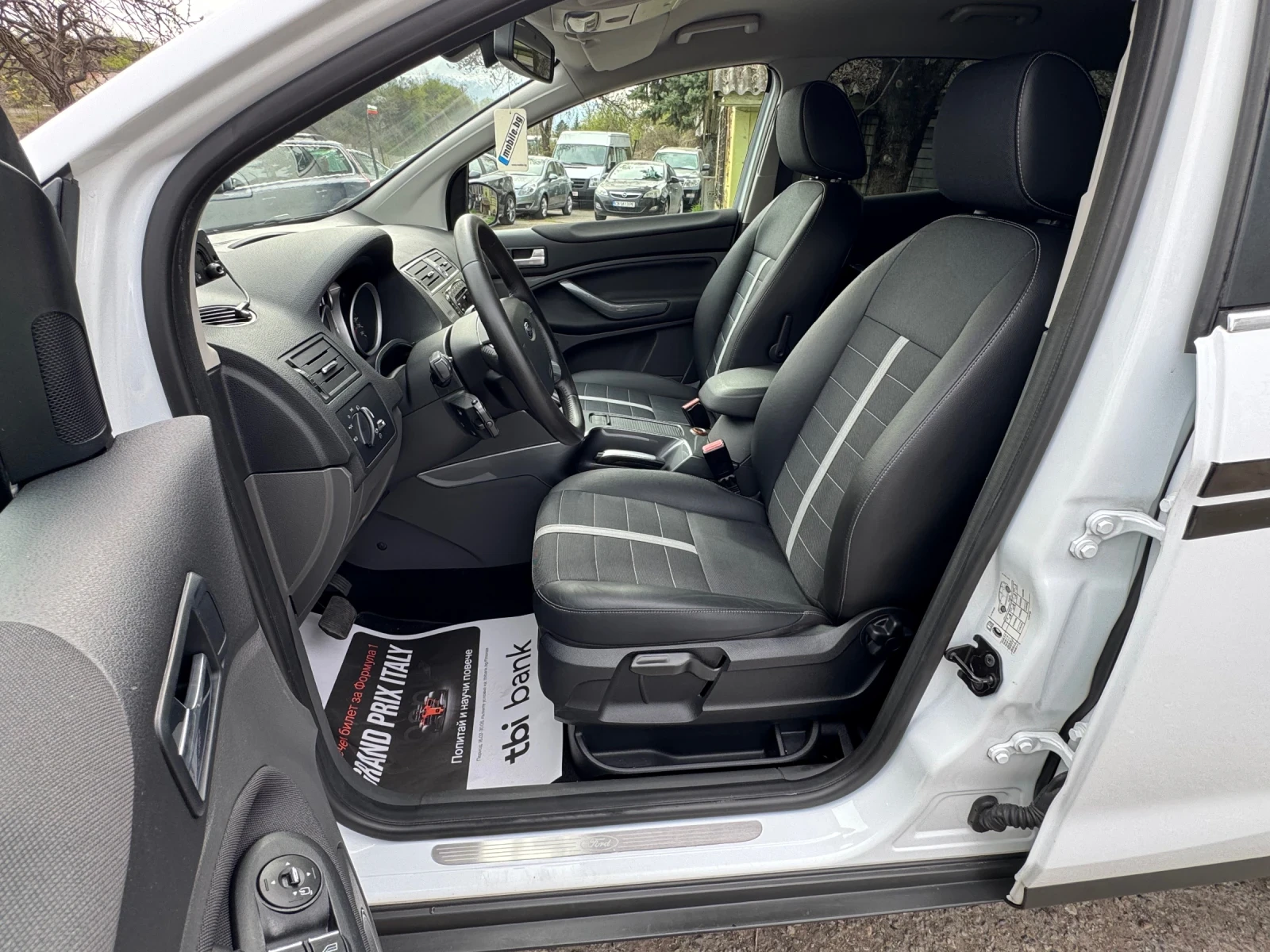 Ford Kuga 2.5Ti-200кс! Нова!, снимка 9 - Автомобили и джипове - 54220675