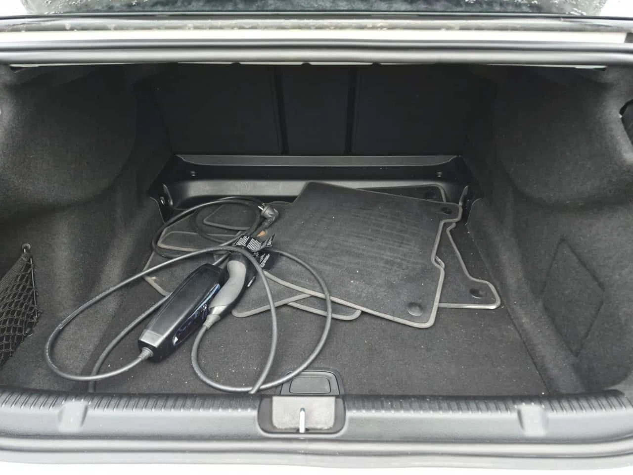 Mercedes-Benz EQE 500| BURMESTER| PANO| HUD| 360| AMBIENT| 2 КЛЮЧА, снимка 13 - Автомобили и джипове - 54225824