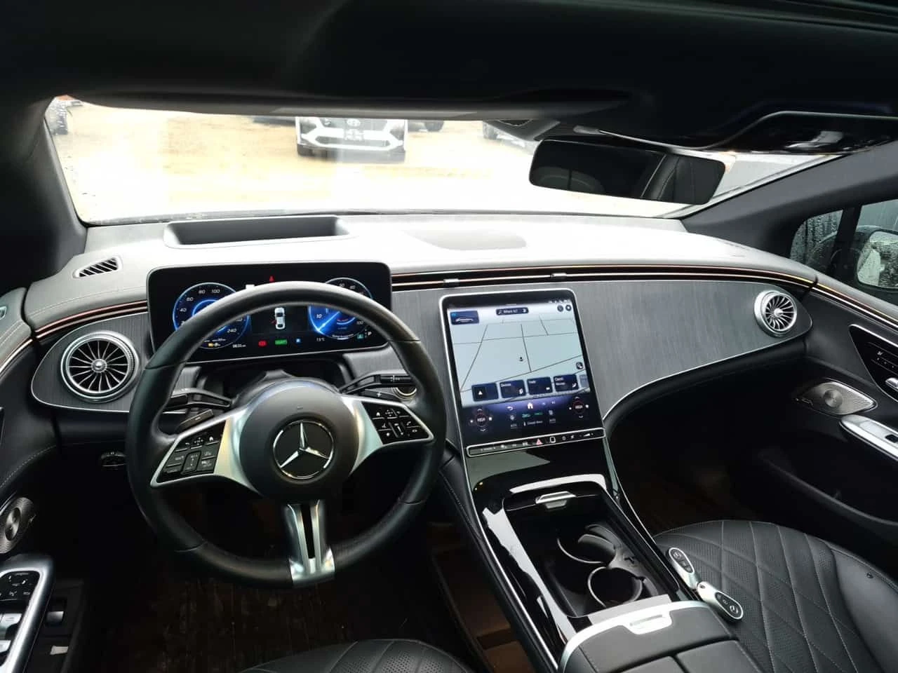 Mercedes-Benz EQE 500| BURMESTER| PANO| HUD| 360| AMBIENT| 2 КЛЮЧА, снимка 8 - Автомобили и джипове - 54225824