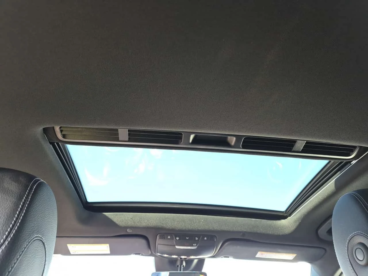 Mercedes-Benz GLC 300  | COUPE | PANO | MEMORY | KEYLESS | 360 , снимка 13 - Автомобили и джипове - 54342030