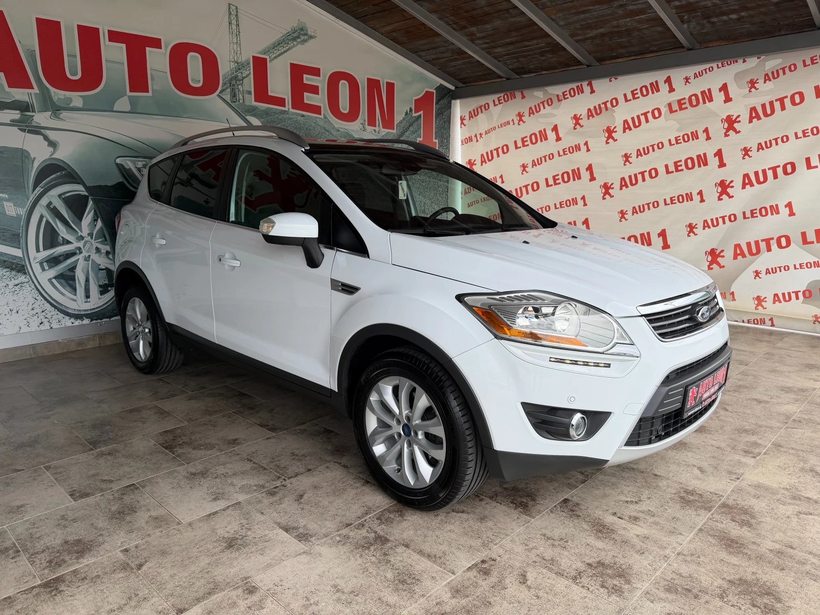 Ford Kuga 2.0TDCI TITANIUM 4X4 TOP TOP TOP, снимка 4 - Автомобили и джипове - 54455040