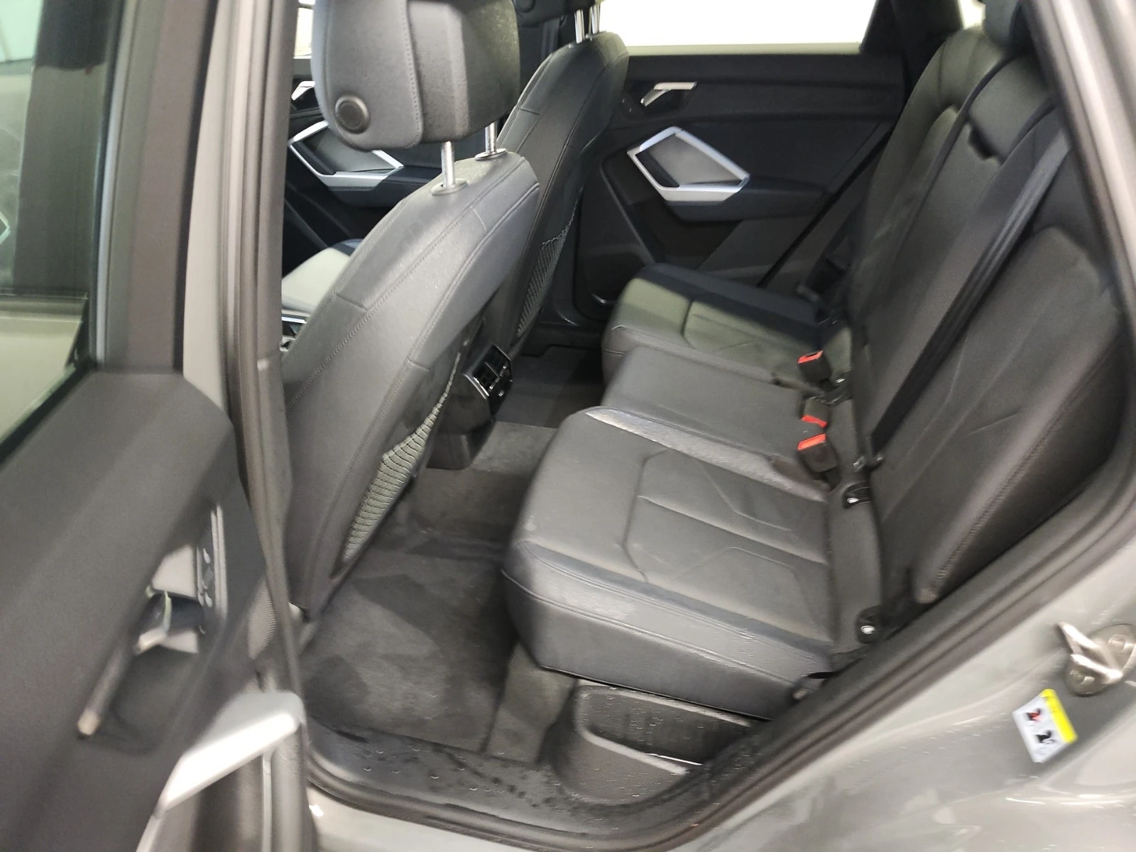 Audi Q3 S line Premium 45 TFSI quattro, снимка 17 - Автомобили и джипове - 54454596