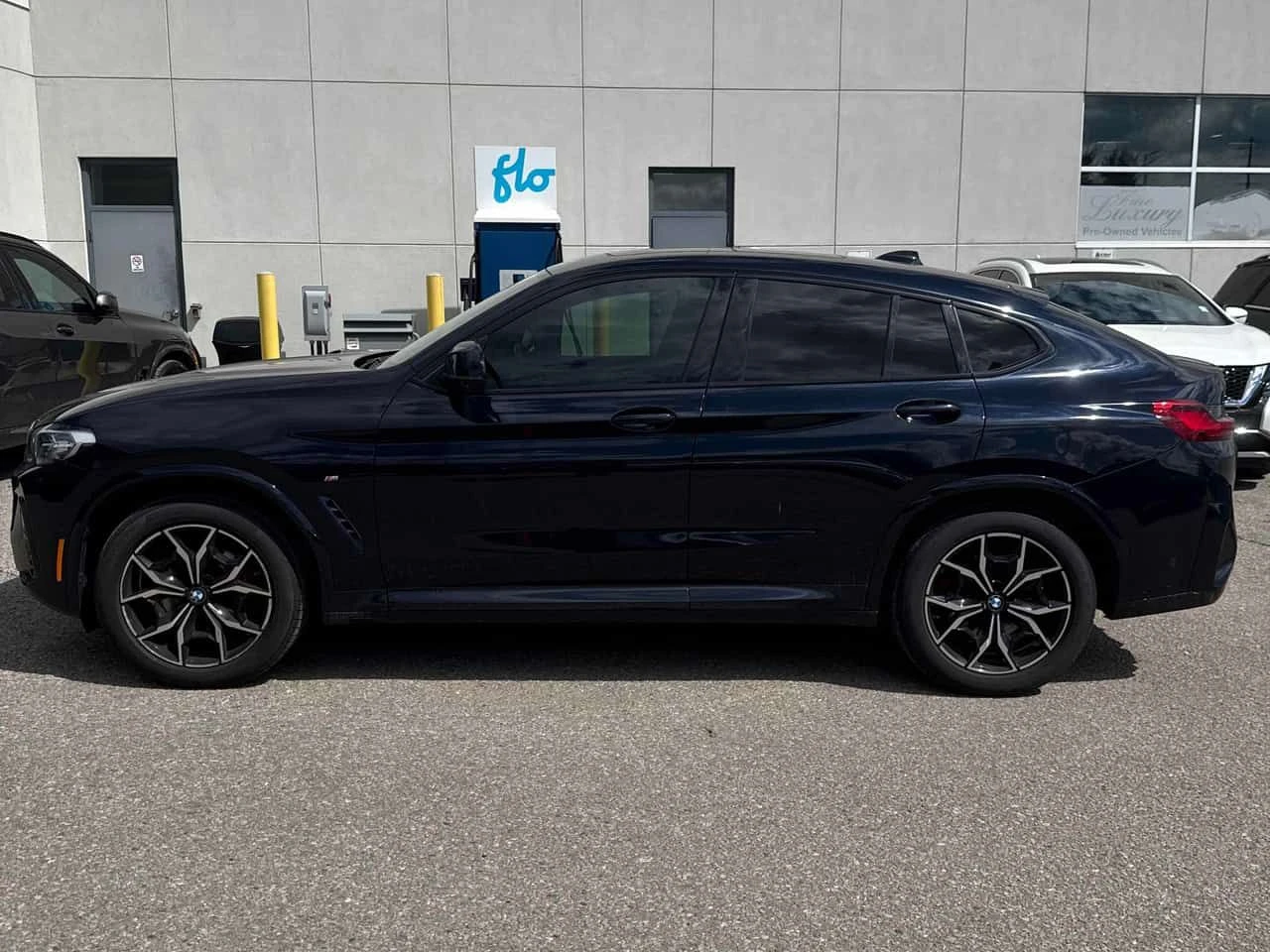 BMW X4 | M40i | 360 | ПОДГРЕВ | HUD | HARMAN KARDON | , снимка 2 - Автомобили и джипове - 54897158