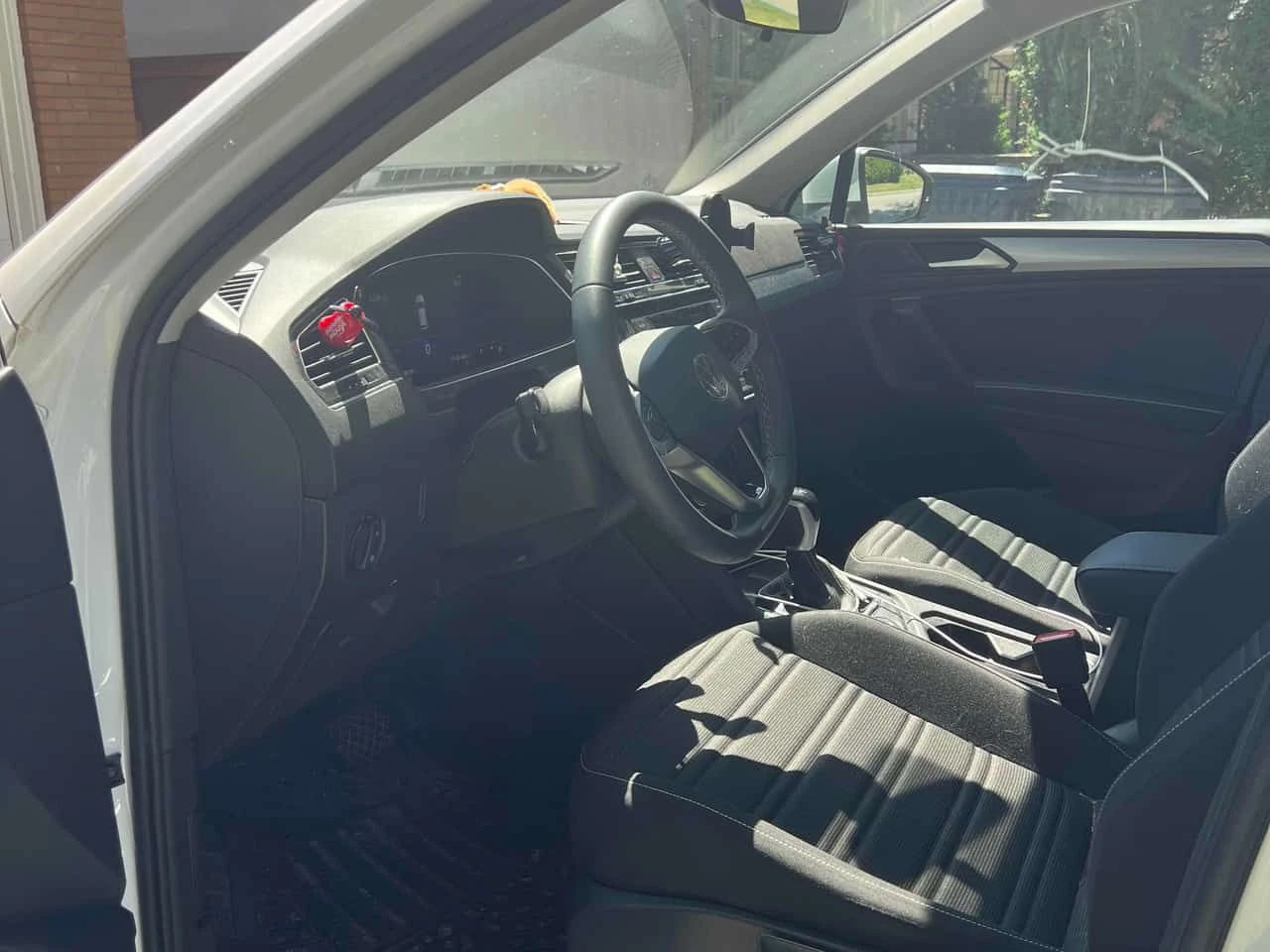 VW Tiguan * Trendline * CARFAX * 2 КЛЮЧА * KEYLESS * ПОДГРЕВ, снимка 5 - Автомобили и джипове - 55088414