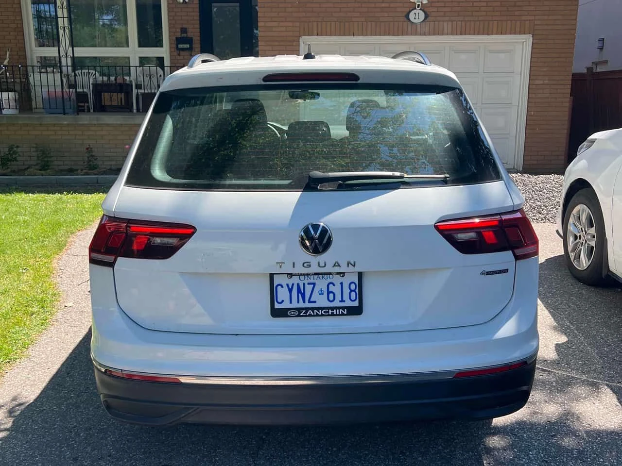 VW Tiguan * Trendline * CARFAX * 2 КЛЮЧА * KEYLESS * ПОДГРЕВ, снимка 4 - Автомобили и джипове - 55088414