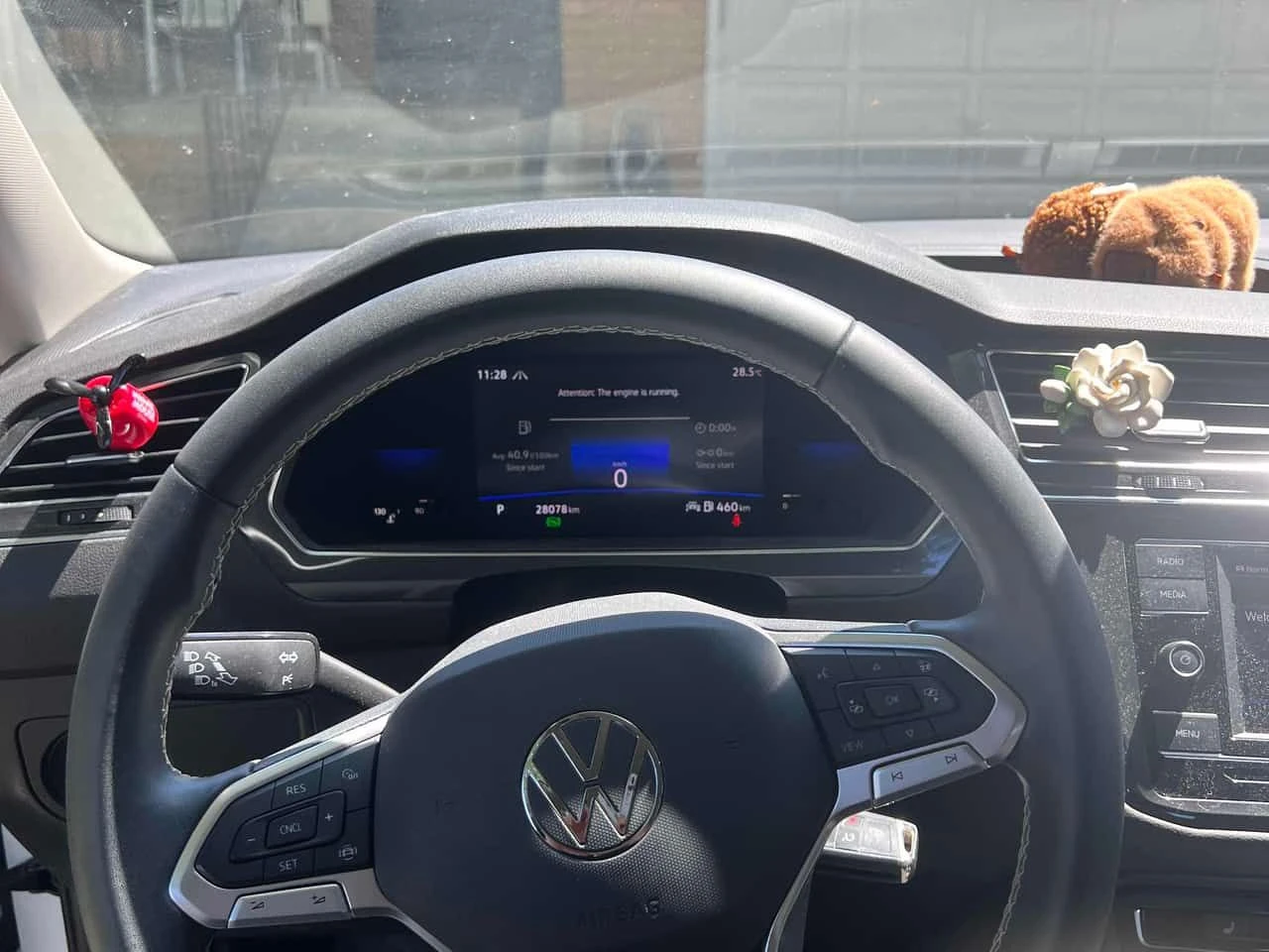 VW Tiguan * Trendline * CARFAX * 2 КЛЮЧА * KEYLESS * ПОДГРЕВ, снимка 8 - Автомобили и джипове - 55088414