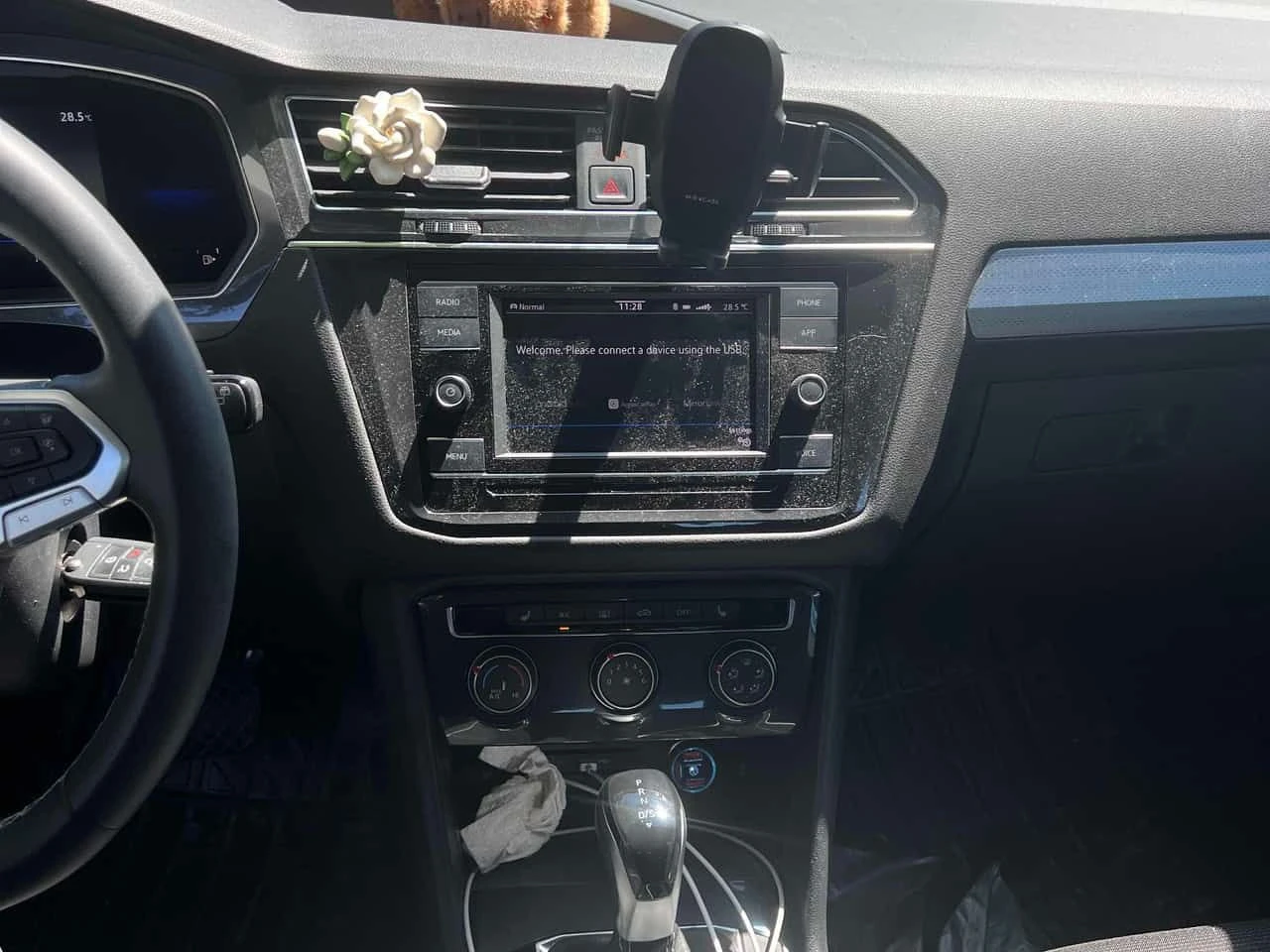 VW Tiguan * Trendline * CARFAX * 2 КЛЮЧА * KEYLESS * ПОДГРЕВ, снимка 9 - Автомобили и джипове - 55088414