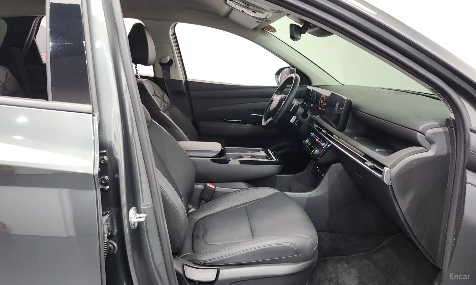 Hyundai Tucson, снимка 11 - Автомобили и джипове - 55193516