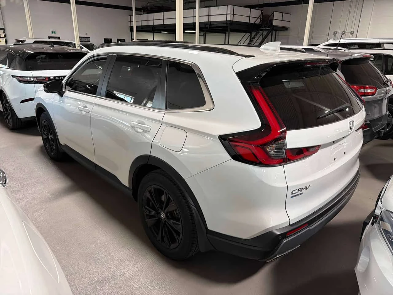 Honda Cr-v Touring | CARFAX | АВТОКРЕДИТ БЕЗ ПЪРВОНАЧАЛНА , снимка 4 - Автомобили и джипове - 55397027