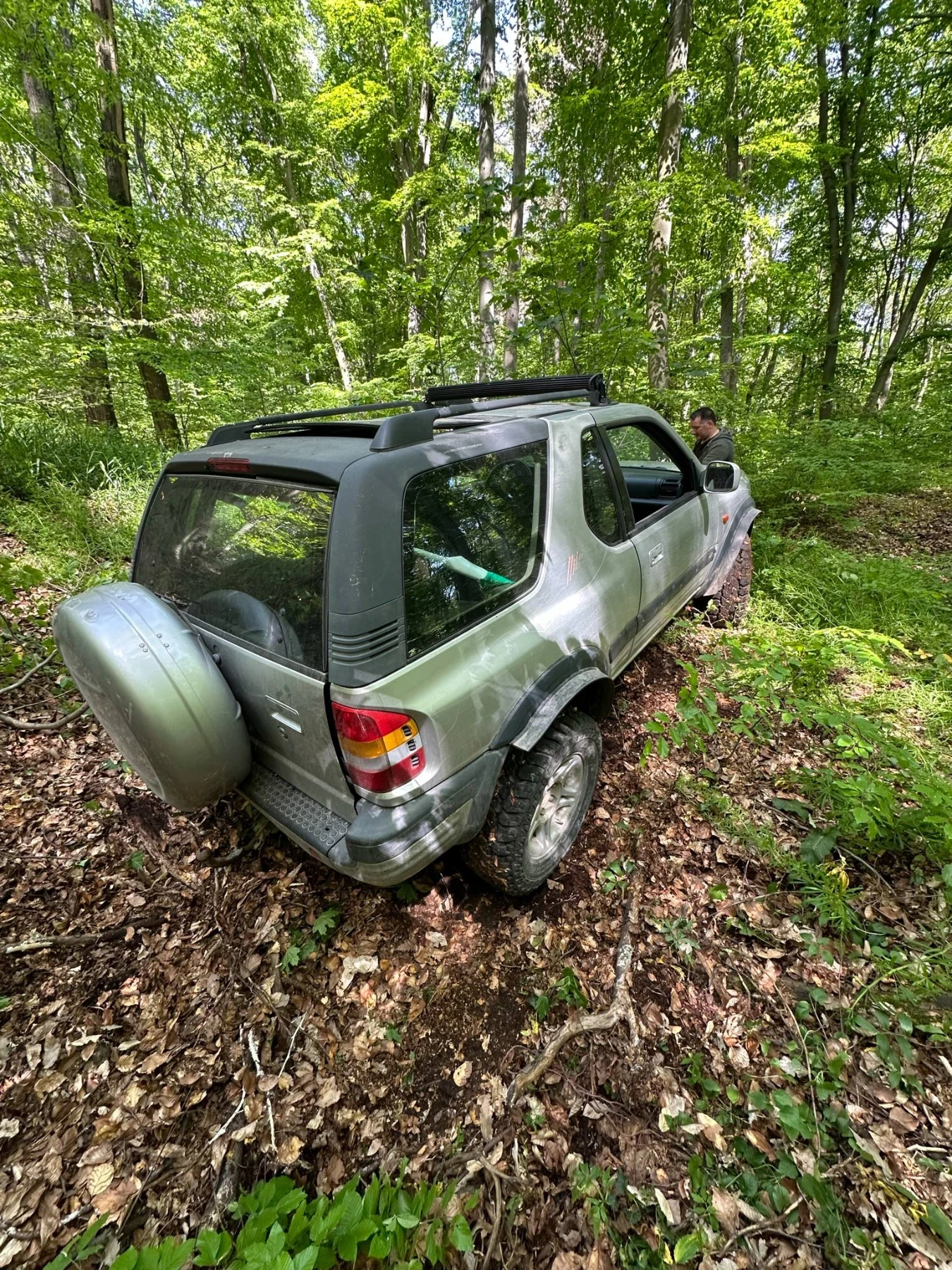 Opel Frontera 2.2 DTI, снимка 6 - Автомобили и джипове - 55441874