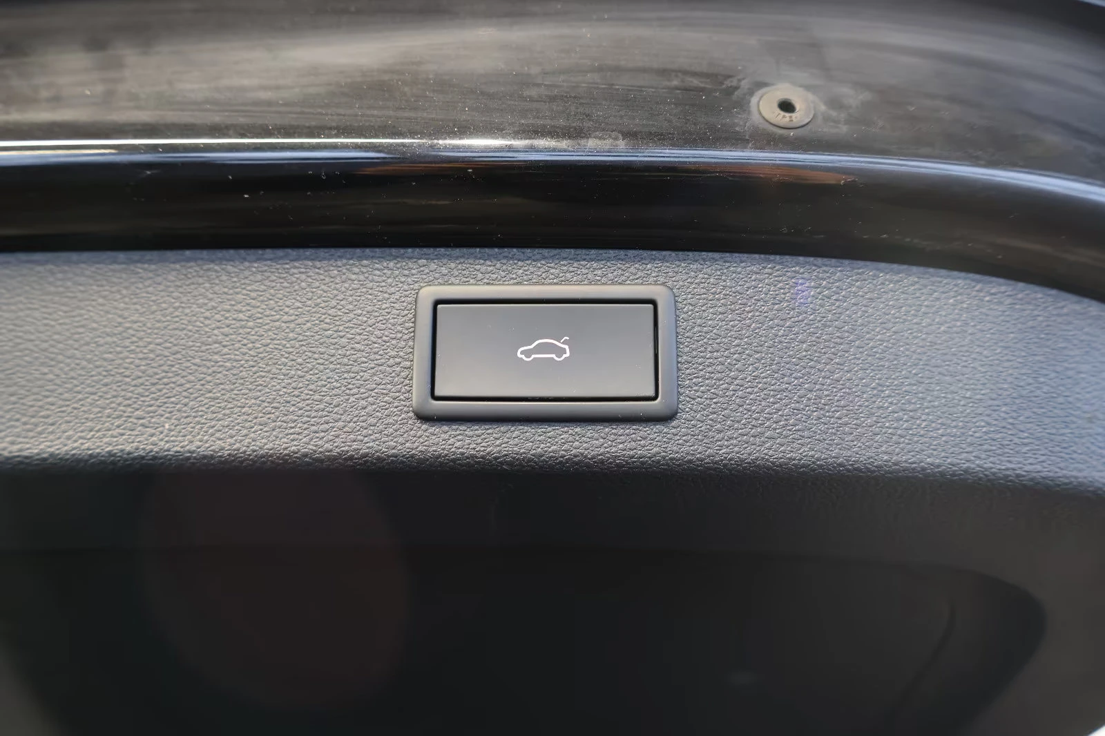 Skoda Kodiaq AMBITION/150HP/CAM/CPLAY/DIGI/NAVI/LED/670q, снимка 16 - Автомобили и джипове - 55992574