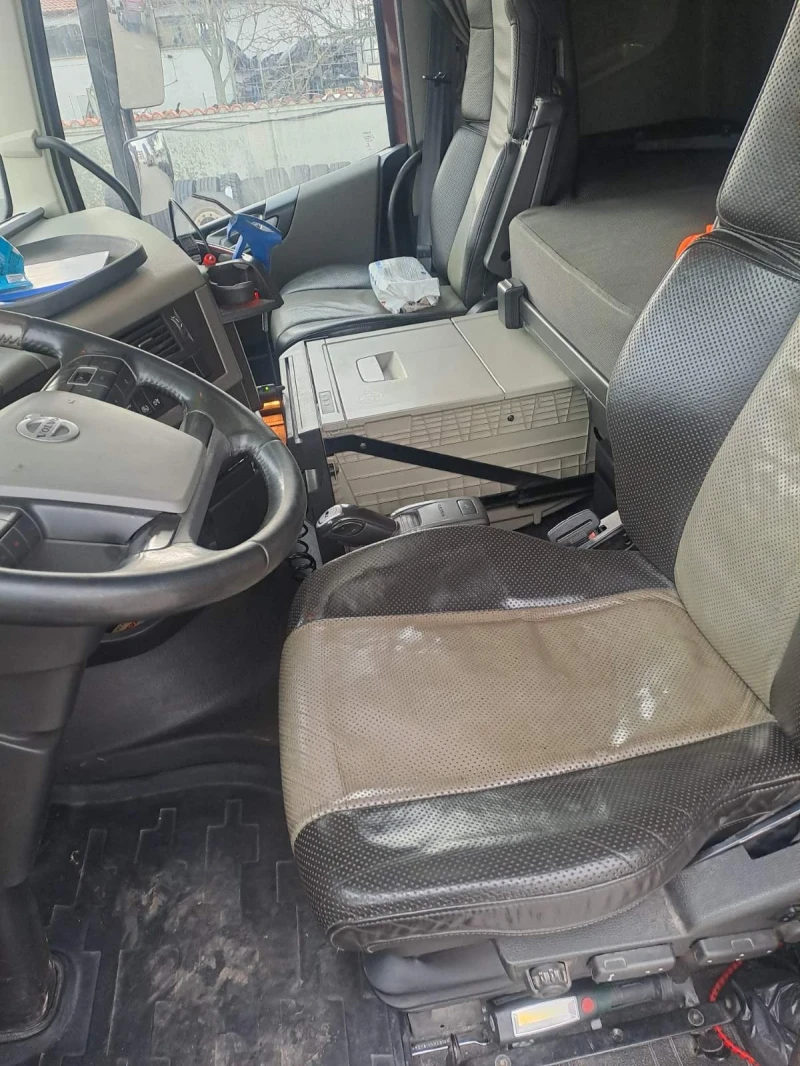 Volvo Fh, снимка 2 - Камиони - 52605464