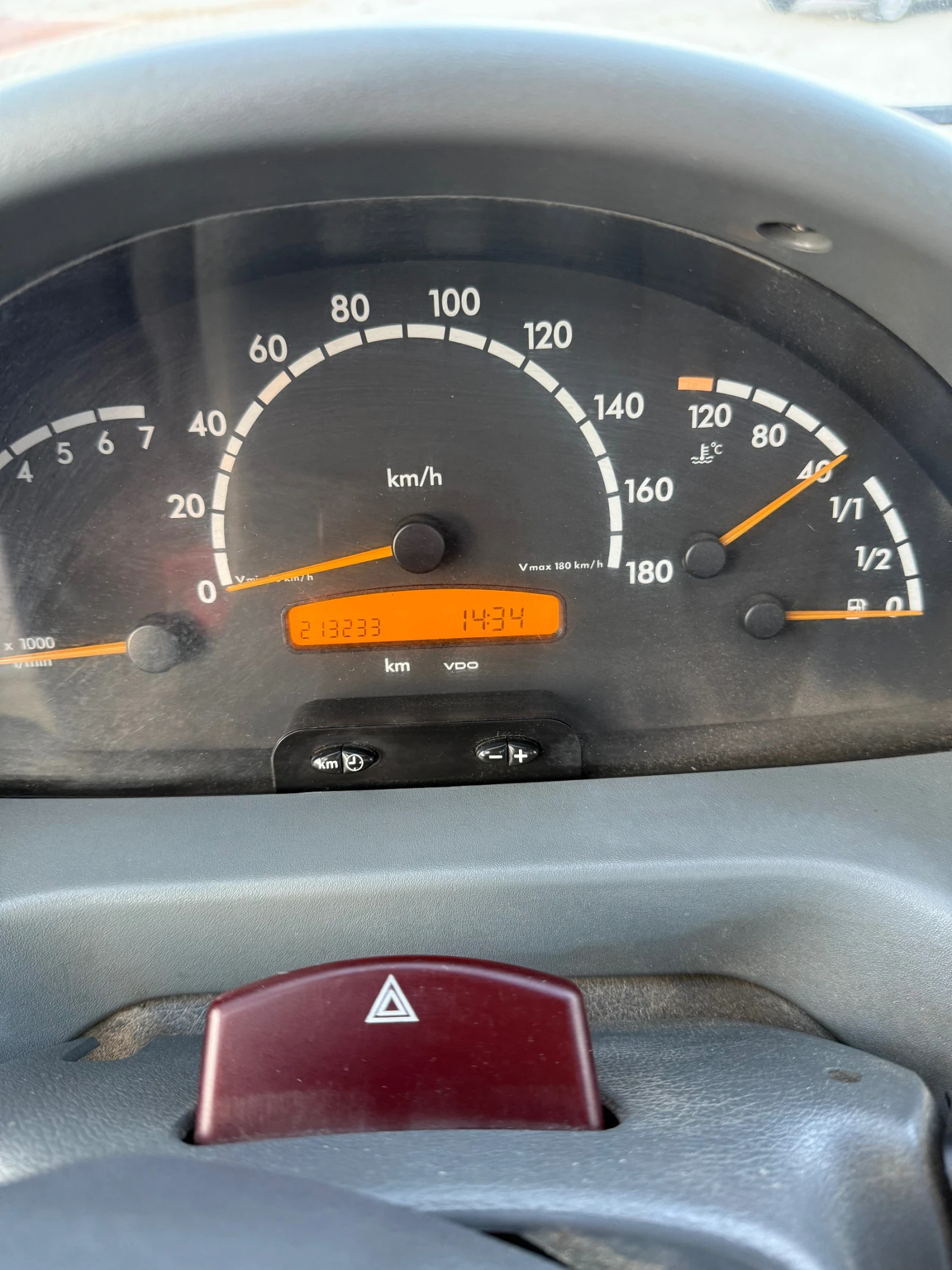 Mercedes-Benz 316 Б категория три странен - изображение 10