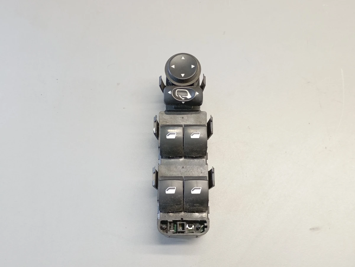 ,       4 1.6  | Mobile.bg   1