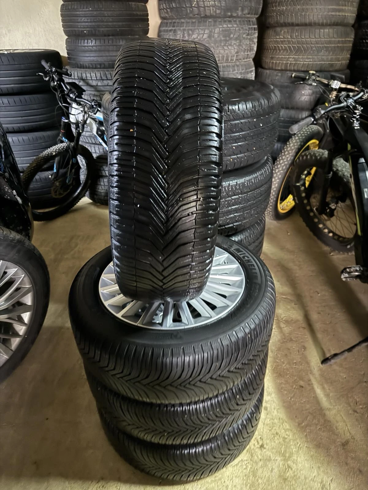    225/50R17  Mercedes-Benz | Mobile.bg   4