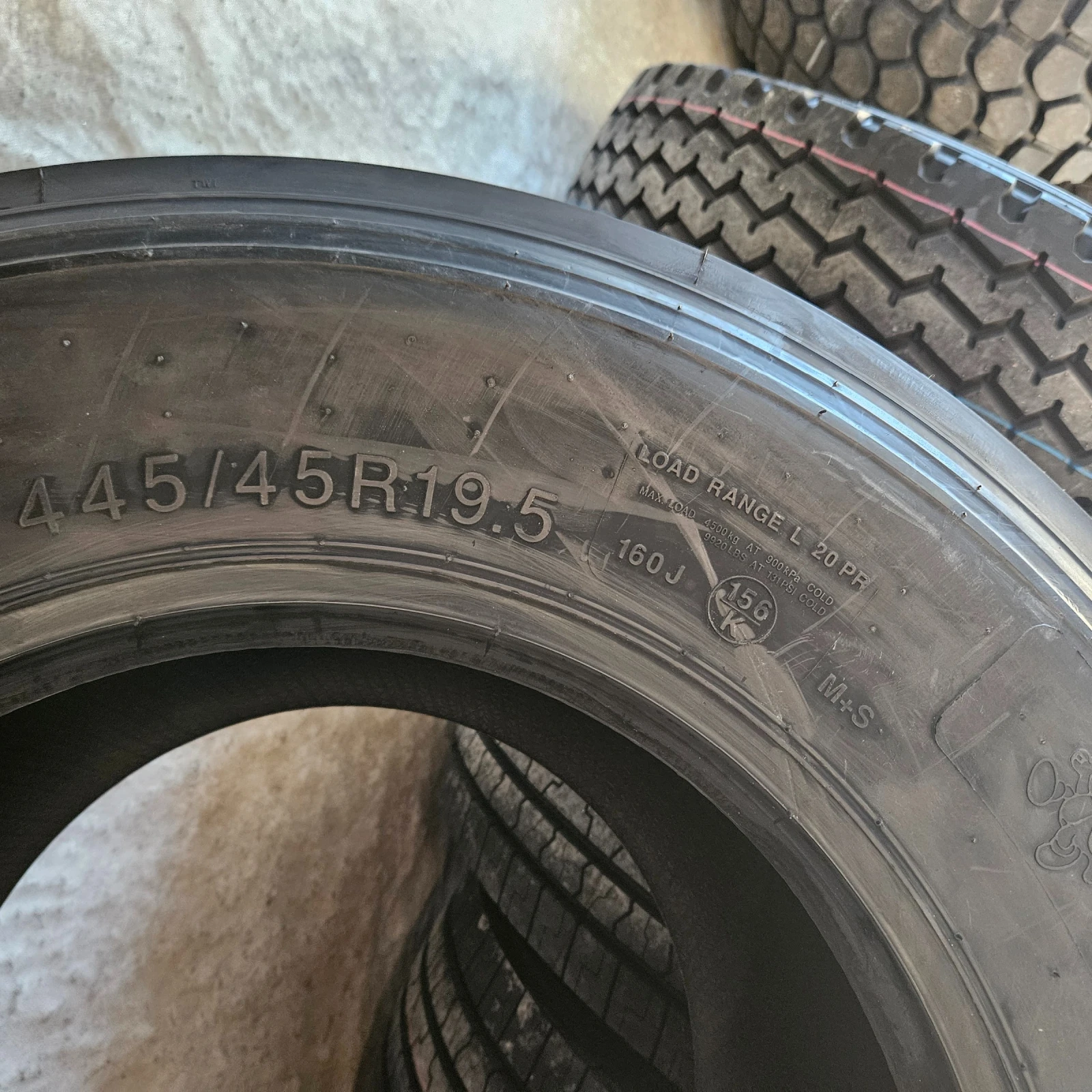 ���� 445/45R19.5 | Mobile.bg � ����������� 10