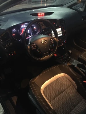 Kia Ceed, снимка 10