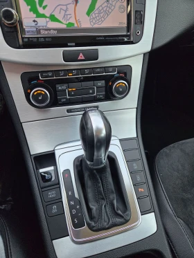 VW Passat 2.0TDI DSG Highline КОЖА* УНИКАЛЕН* , снимка 10