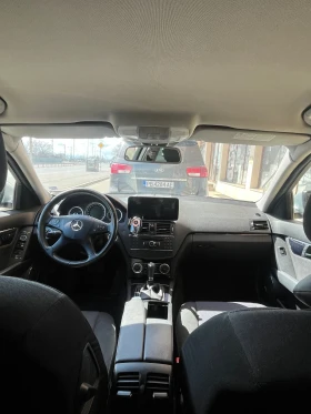Mercedes-Benz C 220, снимка 4