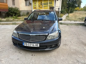 Mercedes-Benz C 220, снимка 15