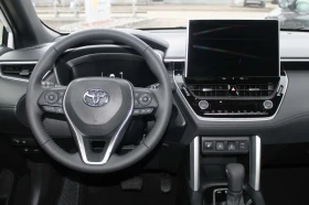 Toyota Corolla Cross 2.0 HYBRID/197HP/STYLE/4x4/AMBI/NAVI/CAM/785bpr | Mobile.bg    6