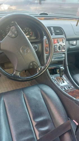 Обява за продажба на Mercedes-Benz CLK 320 ~4 300 лв. - изображение 2
