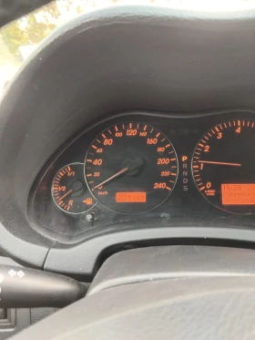 Toyota Avensis 2.4 бензин автомат, снимка 10