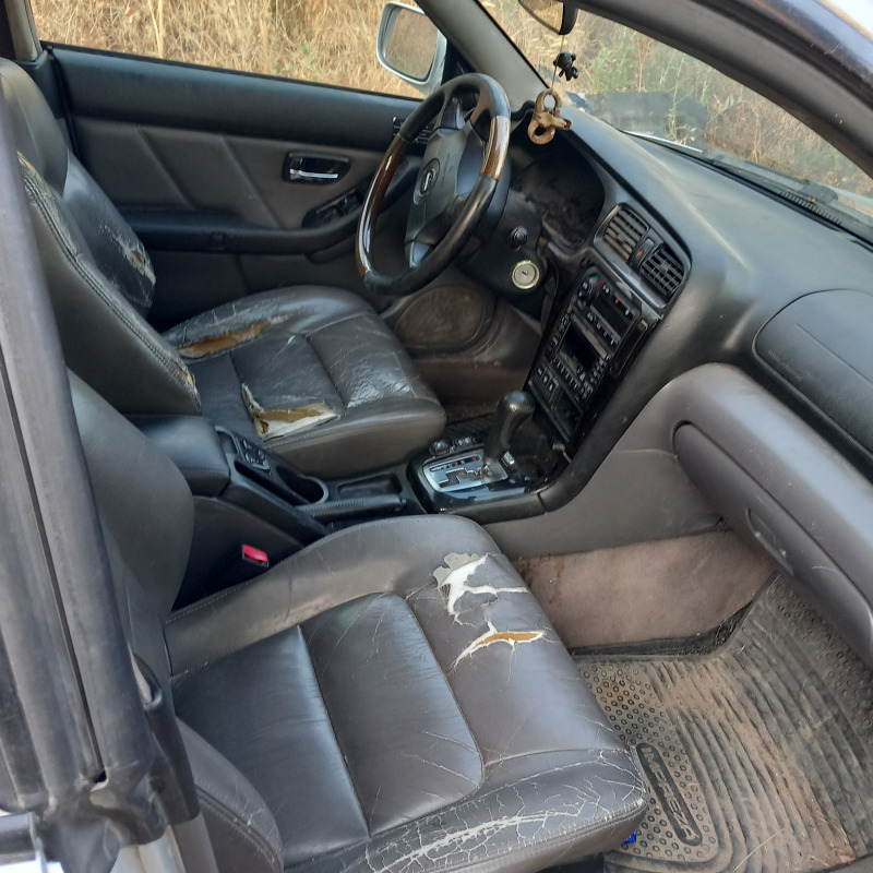 Subaru Outback, снимка 5 - Автомобили и джипове - 46654326