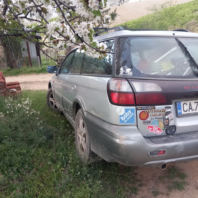 Subaru Outback, снимка 4 - Автомобили и джипове - 46654326