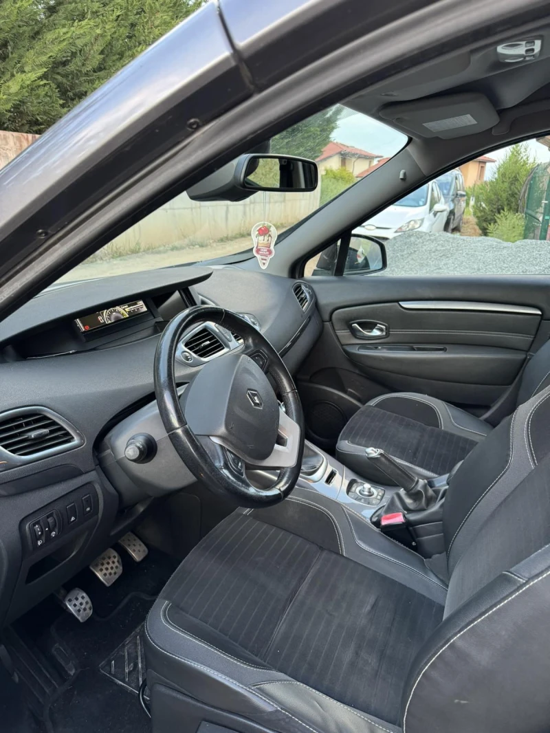 Renault Scenic X-mod, снимка 10 - Автомобили и джипове - 48301043