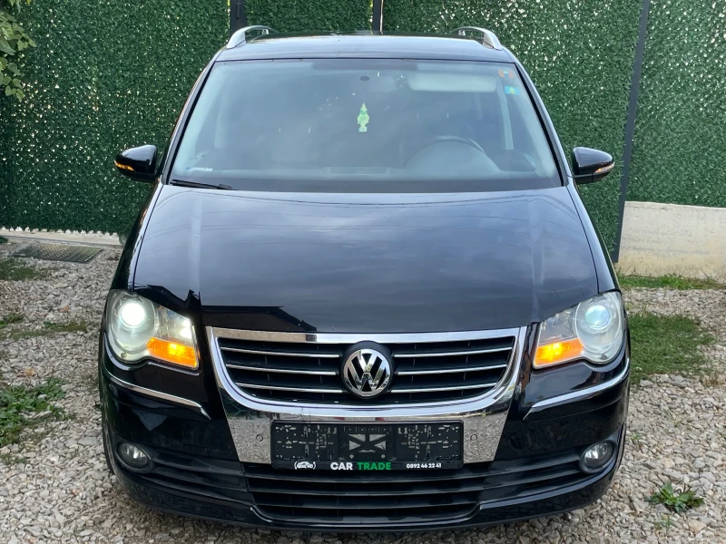 VW Touran 2.0TDI/170hp/FULL/DSG/Кожа/Bi xenon/Park Assist/, снимка 2 - Автомобили и джипове - 47529168