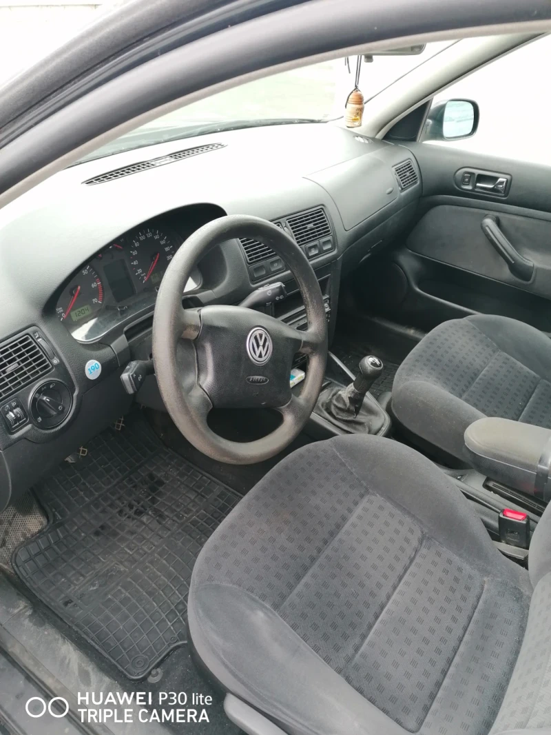 VW Golf 1.4 16V, снимка 10 - Автомобили и джипове - 48474697