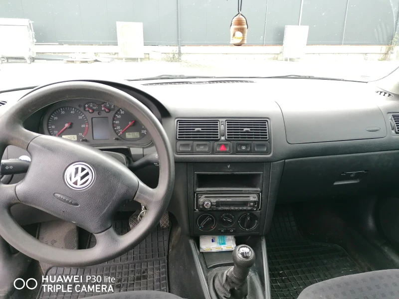 VW Golf 1.4 16V, снимка 9 - Автомобили и джипове - 48474697