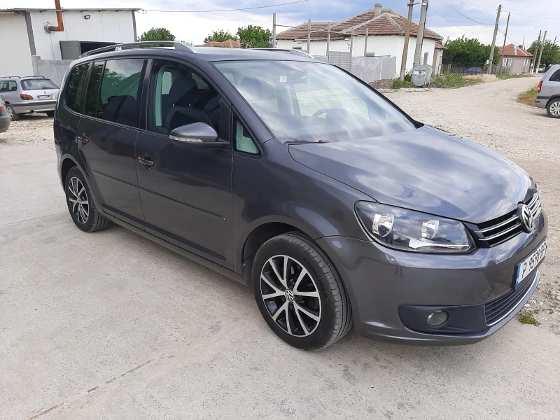 VW Touran 2.0 TDI, снимка 1 - Автомобили и джипове - 48512568