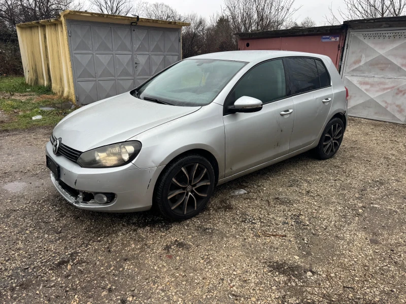 VW Golf 1.6 TDI, снимка 2 - Автомобили и джипове - 49285143