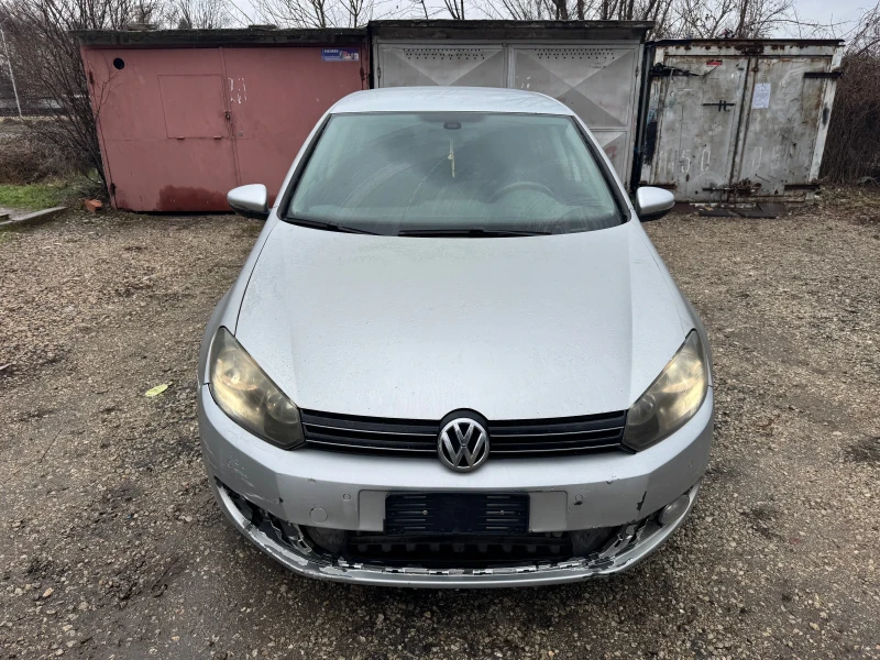 VW Golf 1.6 TDI, снимка 1 - Автомобили и джипове - 49285143