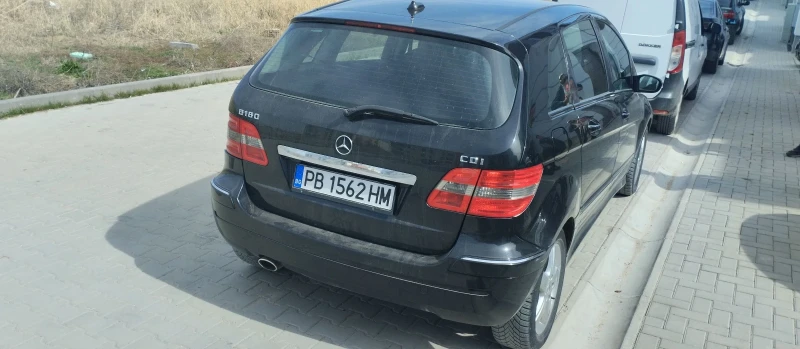 Mercedes-Benz B 180, снимка 4 - Автомобили и джипове - 49449614