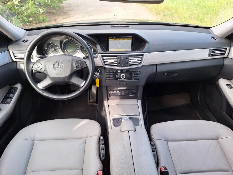 Mercedes-Benz E 350 Реални километри!!!, снимка 9 - Автомобили и джипове - 51871285