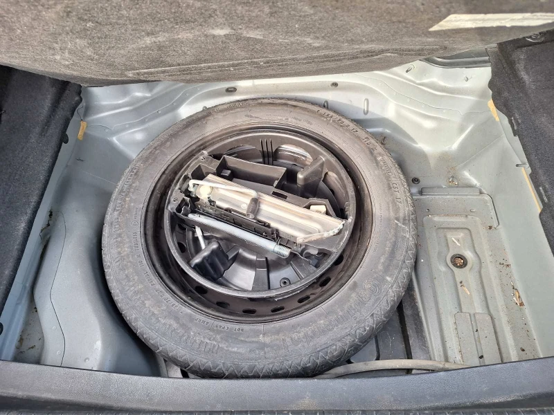 Mercedes-Benz E 350 Реални километри!!!, снимка 15 - Автомобили и джипове - 51871285