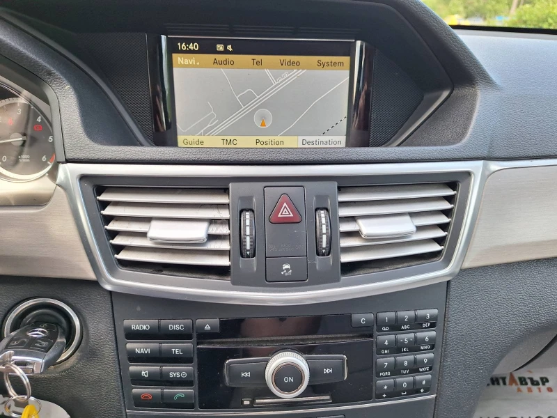 Mercedes-Benz E 350 Реални километри!!!, снимка 10 - Автомобили и джипове - 51871285