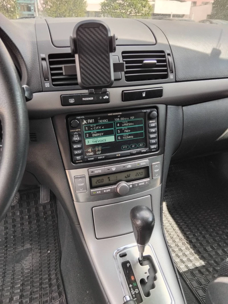 Toyota Avensis 2.4 бензин автомат, снимка 6 - Автомобили и джипове - 52295064