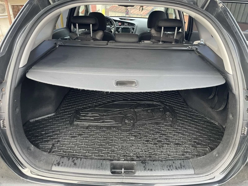 Kia Ceed, снимка 15 - Автомобили и джипове - 52330285