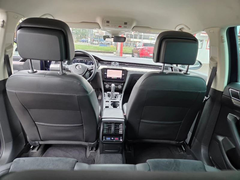 VW Passat B8 Highline 4motion 190к.с., снимка 13 - Автомобили и джипове - 52593489