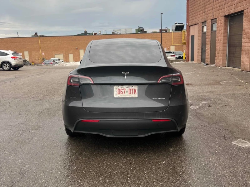 Tesla Model Y * Long Range * CARFAX * БЕЗ ПЪРВОНАЧАЛНА ВНОСКА, снимка 4 - Автомобили и джипове - 52868917