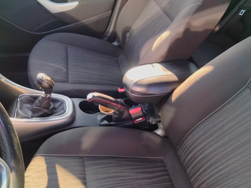 Opel Astra 1.4 TURBO LPG, снимка 13 - Автомобили и джипове - 53163341