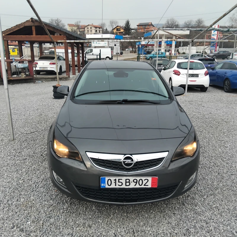 Opel Astra 1.3CDTI EURO5, снимка 3 - Автомобили и джипове - 53177191