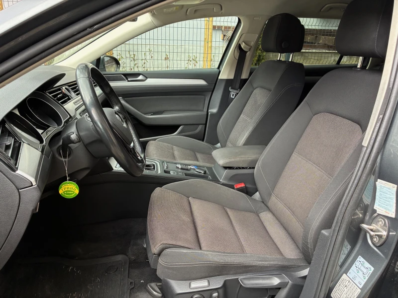 VW Passat Variant Comfortline 2.0 TDI DSG, снимка 5 - Автомобили и джипове - 53306332