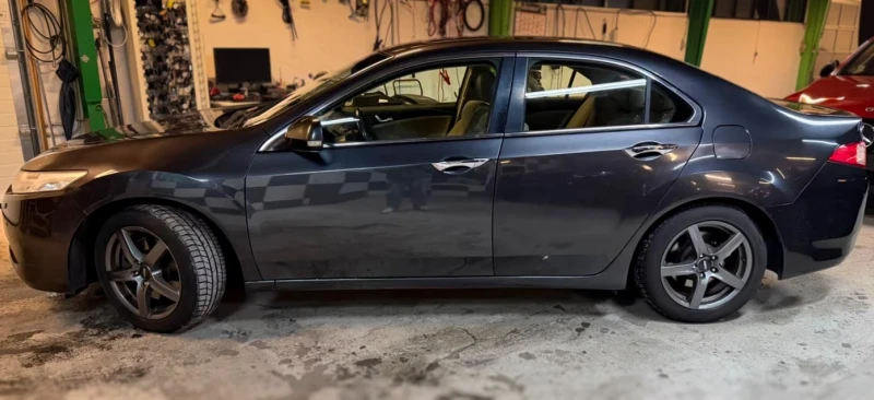 Honda Accord 2.4 i-VTEC Executive! FULL! Очакван внос! , снимка 2 - Автомобили и джипове - 53341051