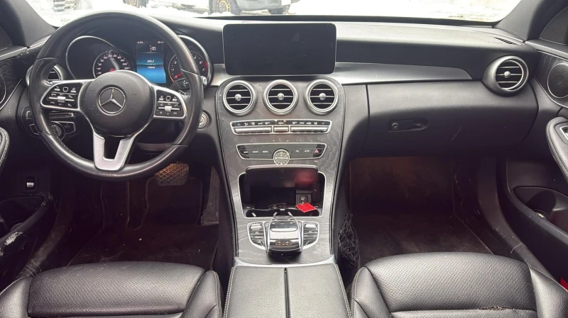 Mercedes-Benz C 300 ПАНОРАМА | ДВА КЛЮЧА | CARFAX, снимка 9 - Автомобили и джипове - 53441234